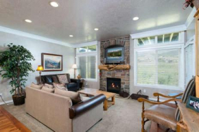 3 Bedroom Huntsville, Utah Lodging Option - Sleeps 12 People LS 23, Huntsville